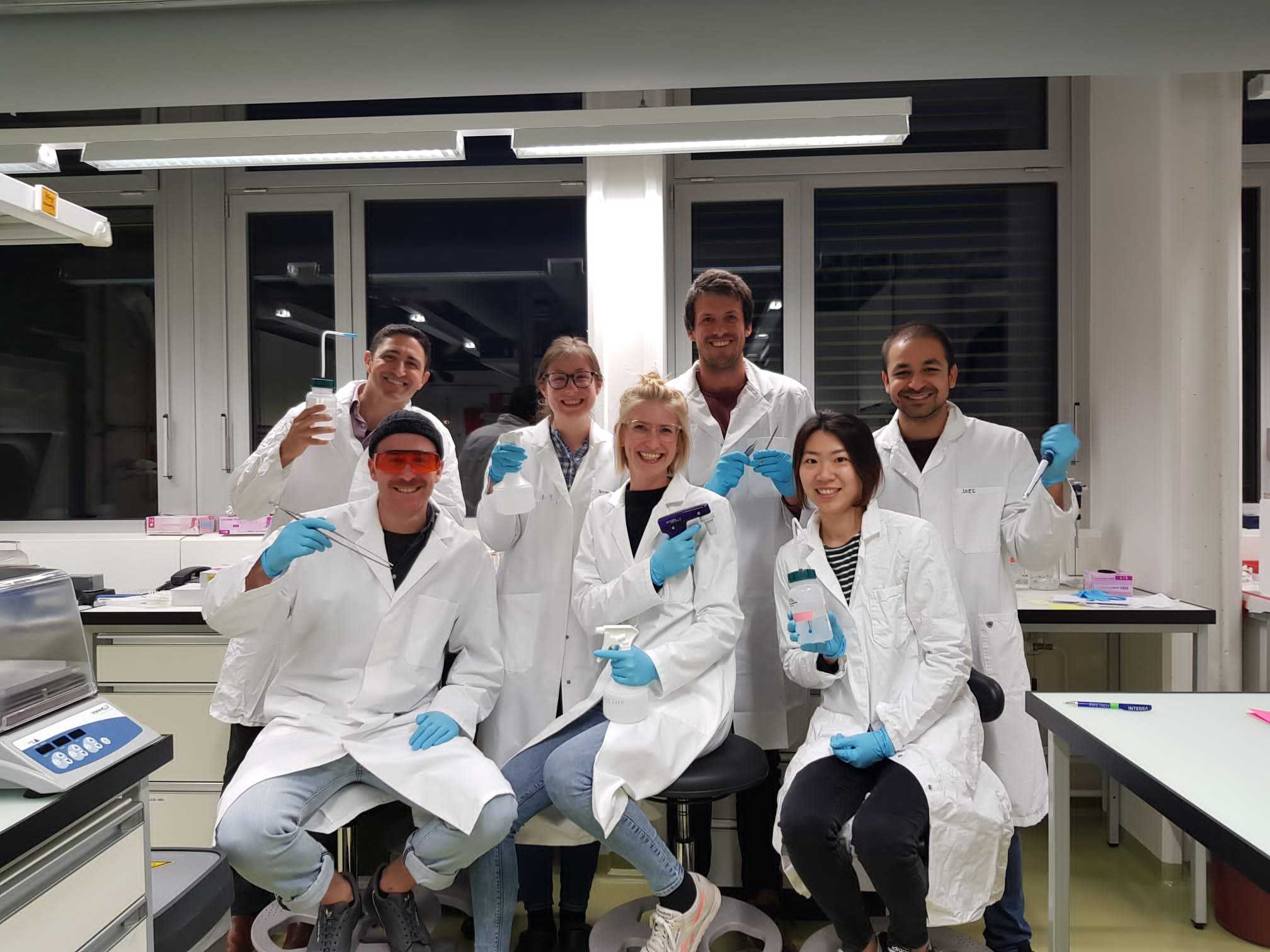 Group picture of Prof. Ori Bar-Nur
